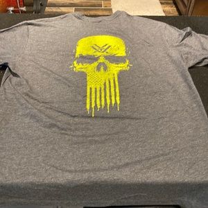 Men’s vortex graphic T-shirt large